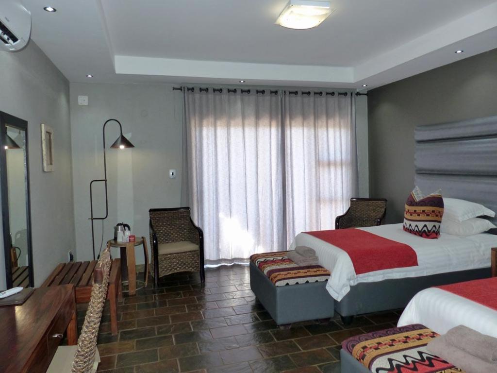 Opuwo Country Lodge Exterior foto