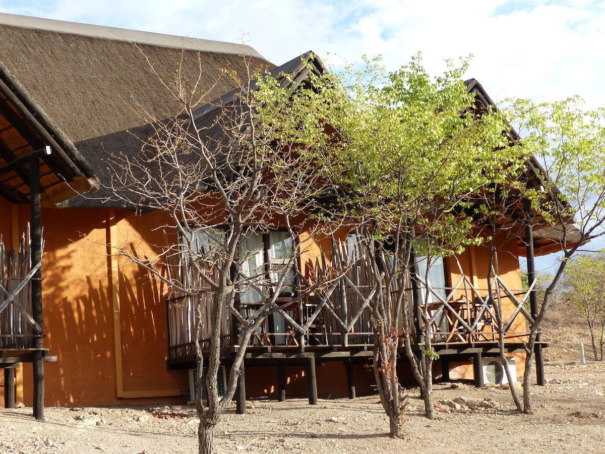 Opuwo Country Lodge Exterior foto